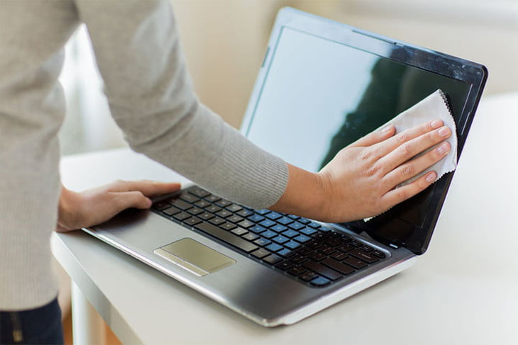 Cách tự vệ sinh laptop đơn giản, nhanh chóng tại nhà 4 ve sinh laptop dung cach don gian tai nha 6