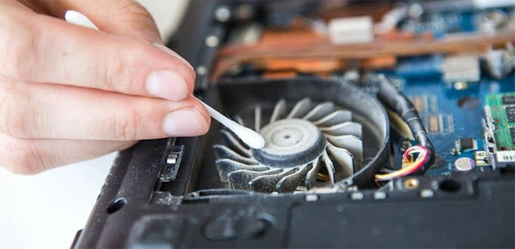 Cách tự vệ sinh laptop đơn giản, nhanh chóng tại nhà 8 ve sinh laptop dung cach don gian tai nha 7