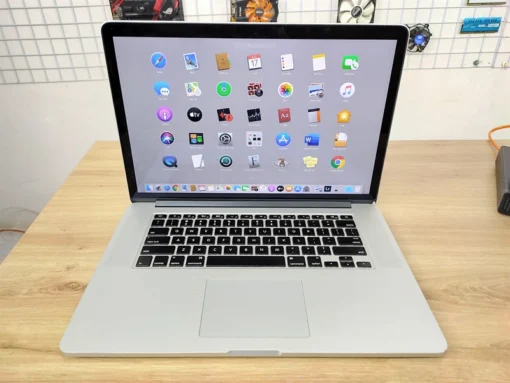 MacBook Pro Retina 15″ Late 2013 ( 2Ghz Intel Core i7, Ram 8G, SSD