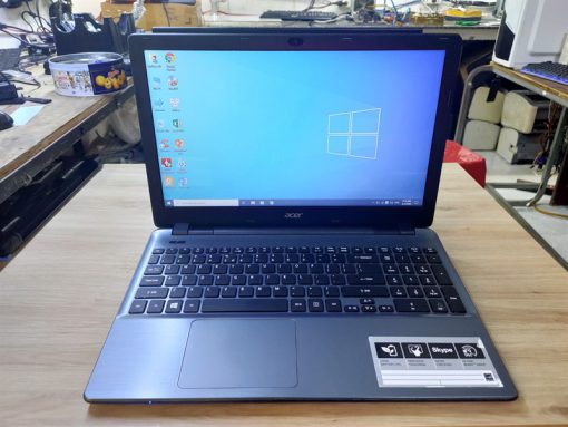 LAPTOP ACER ASPIRE E5-571 (CORE I5 5200U, RAM 4G, SSD 120G, 15.6")