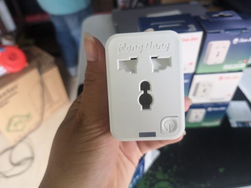 Ổ cắm thông minh điều khiển từ xa Rạng Đông OC.01.WF 16A