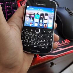 blackberry Bold 9930