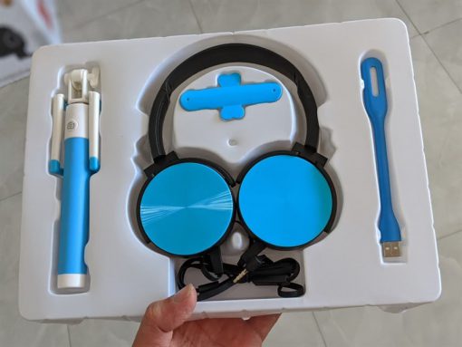 Combo quà tặng - Phone xịn - gậy tự sướng