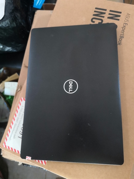 Dell Latitude 5300 Core i5-8365U/ RAM 8GB / SSD 256GB 