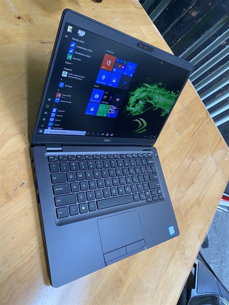 Dell Latitude 5300 Core i5-8365U/ RAM 8GB / SSD 256GB 