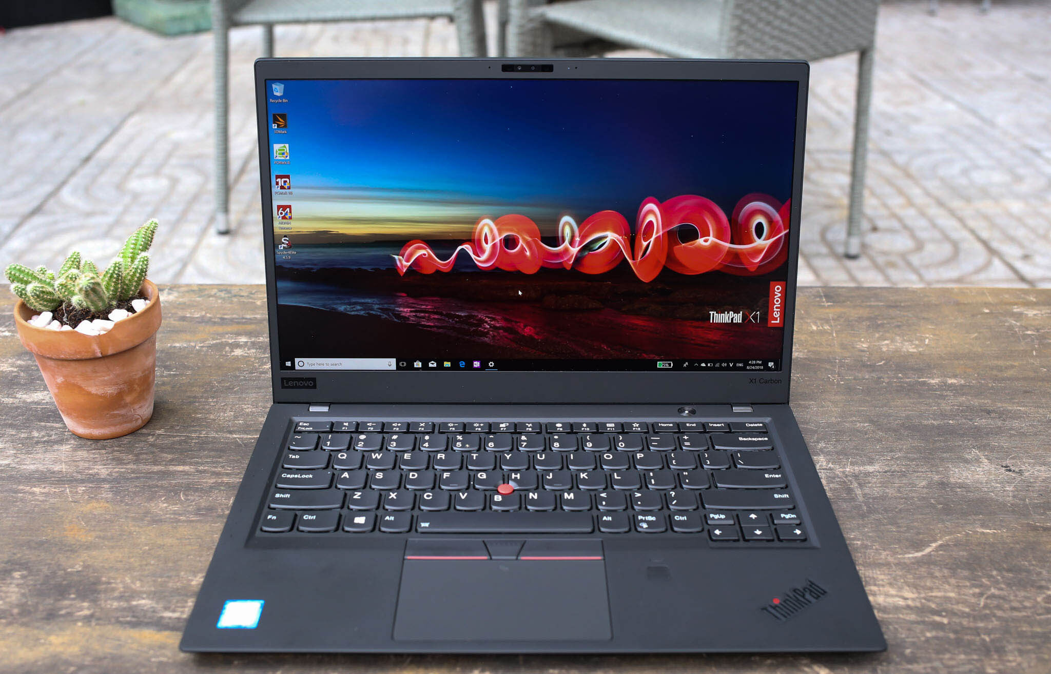  Lenovo Thinkpad X1 Gen 6 Core i7 - 8550U - Ram 16 - 256 - 14" Touch - US