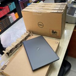 Laptop Dell Vostro 3530 i7-1355U-2
