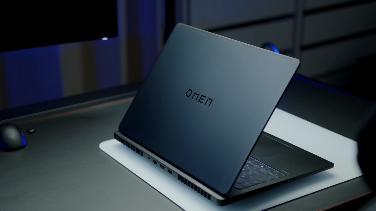 Đánh giá HP Omen Max 16 (2025) – Laptop gaming siêu mạnh với RTX 5090 và Intel Gen mới 2 review danh gia hp omen max 16 01