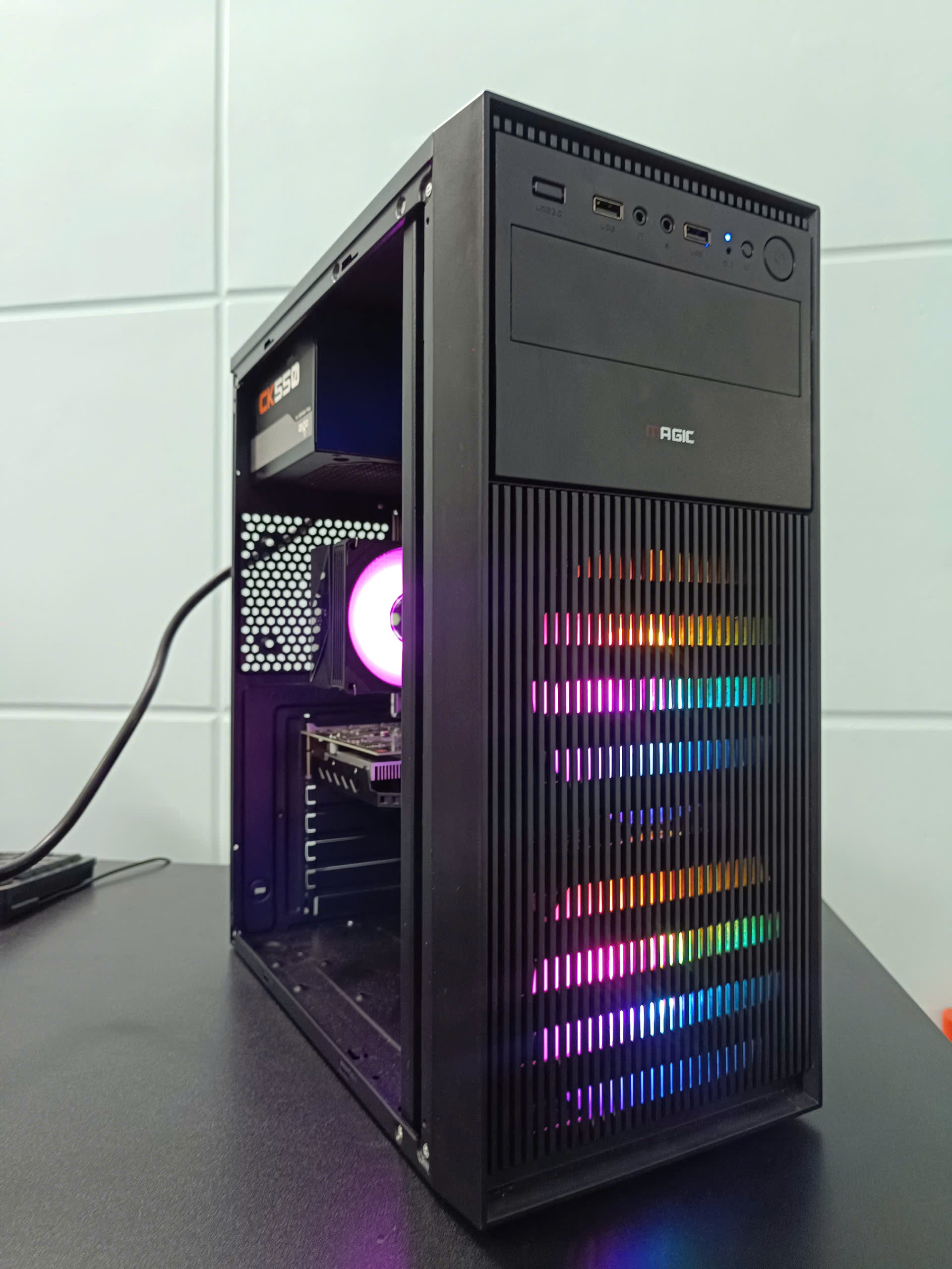 Bộ máy vi tính main B365 i3-9100f 16G 256g 750ti 4g 550w