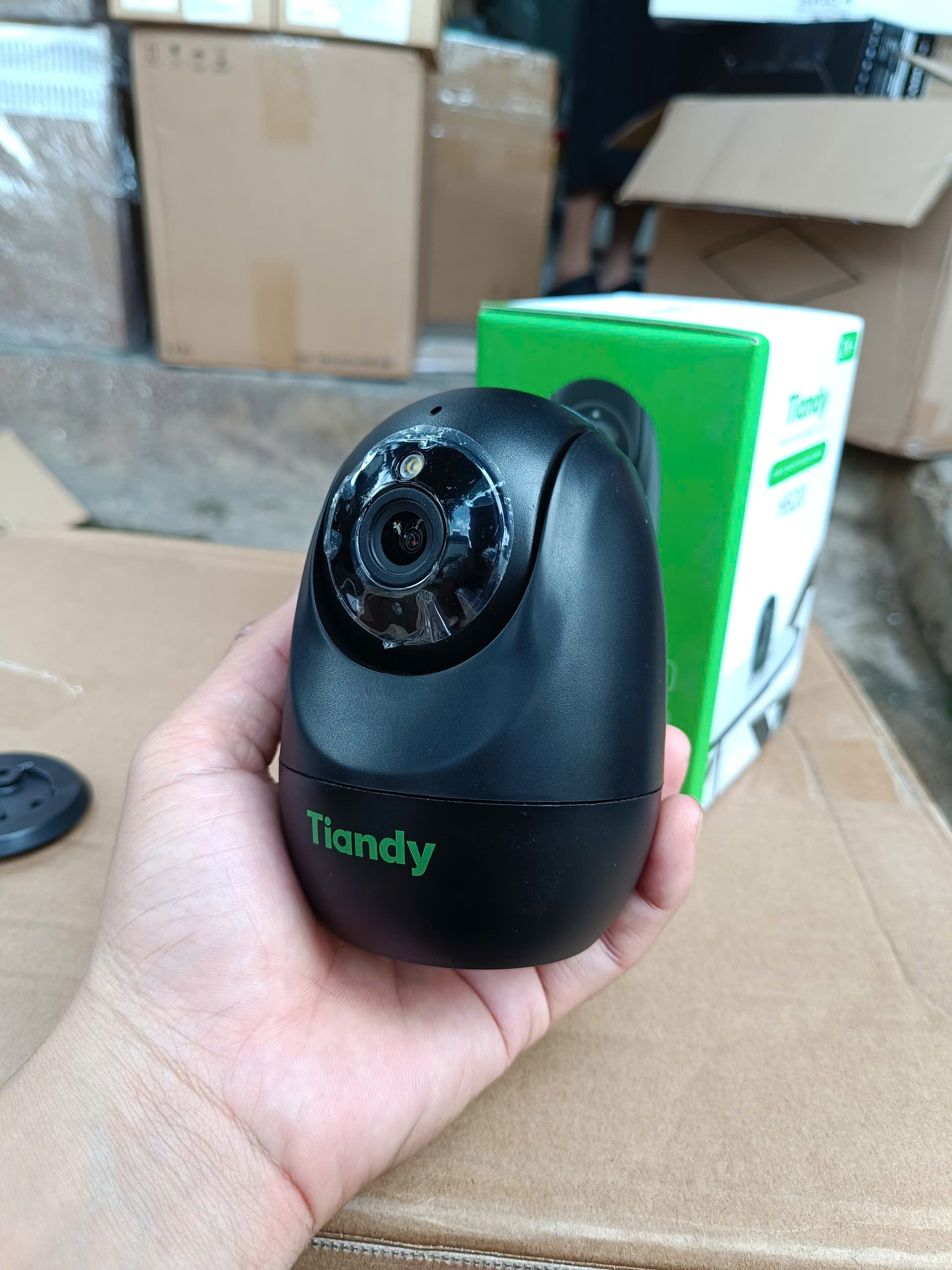 Camera WiFi Tiandy H610