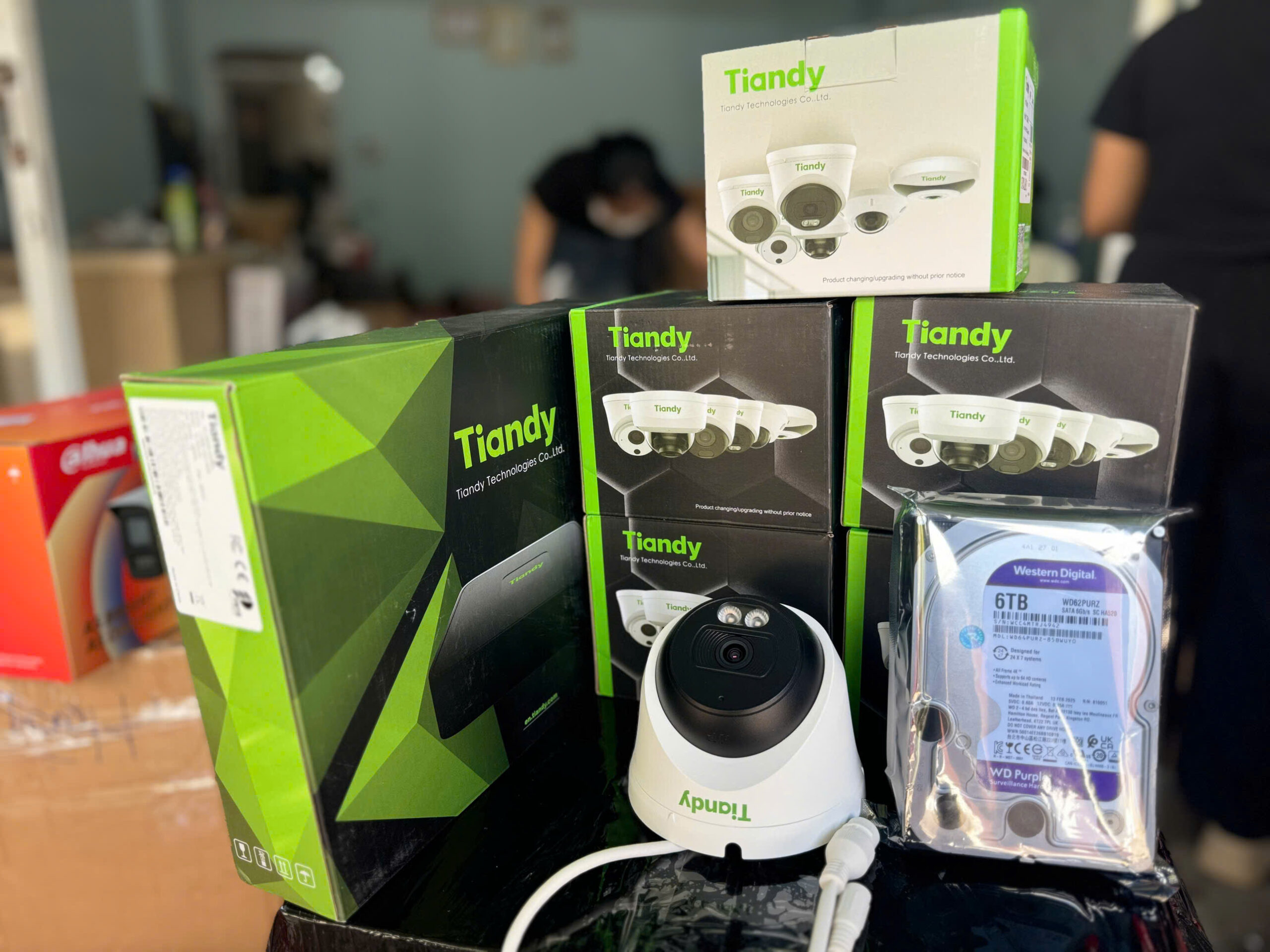 Trọn Bộ Camera 5 Mắt Tiandy Chính Hãng