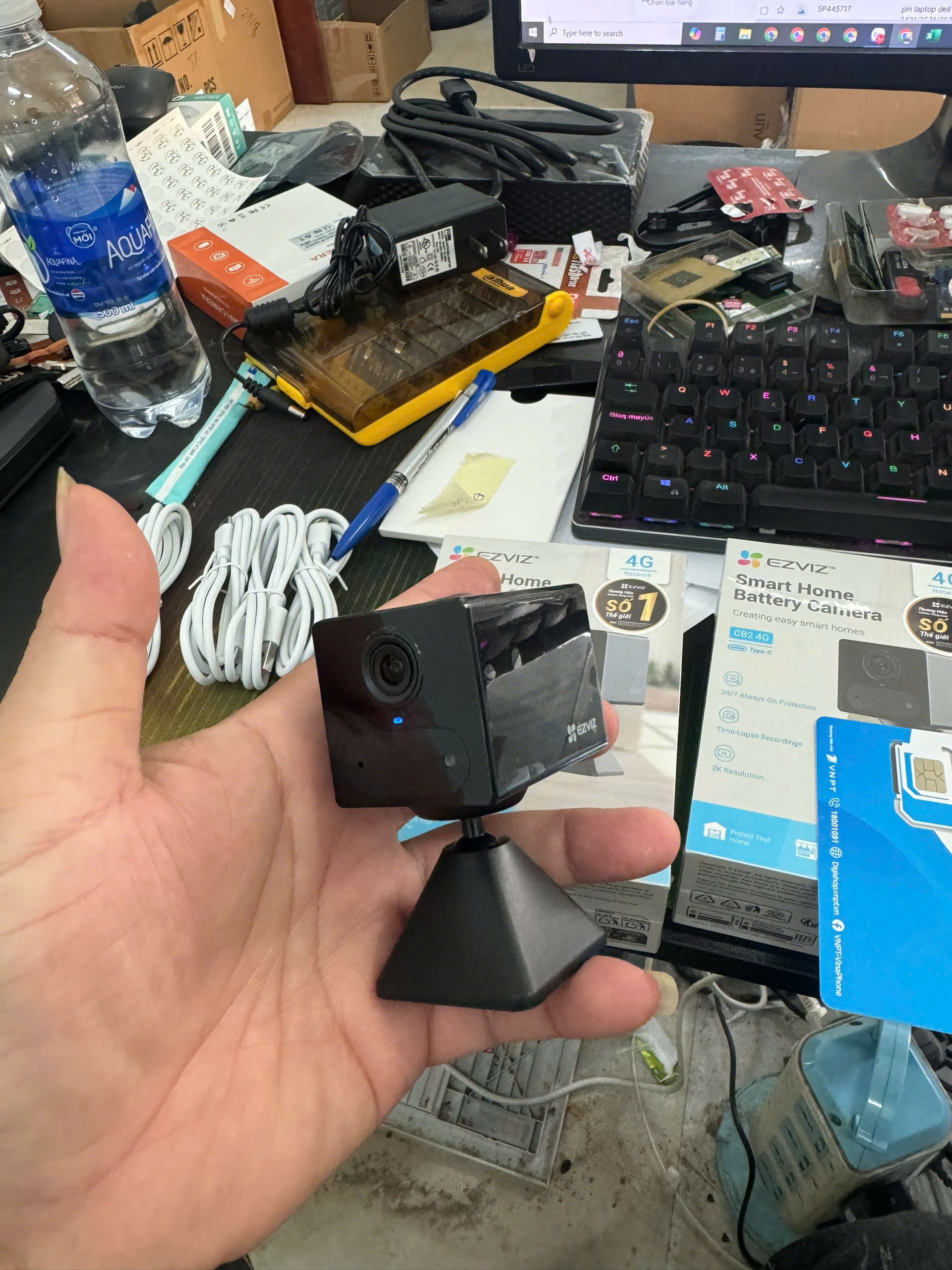 Camera Wifi dùng pin 3MP EZVIZ CB2 4G (2K)