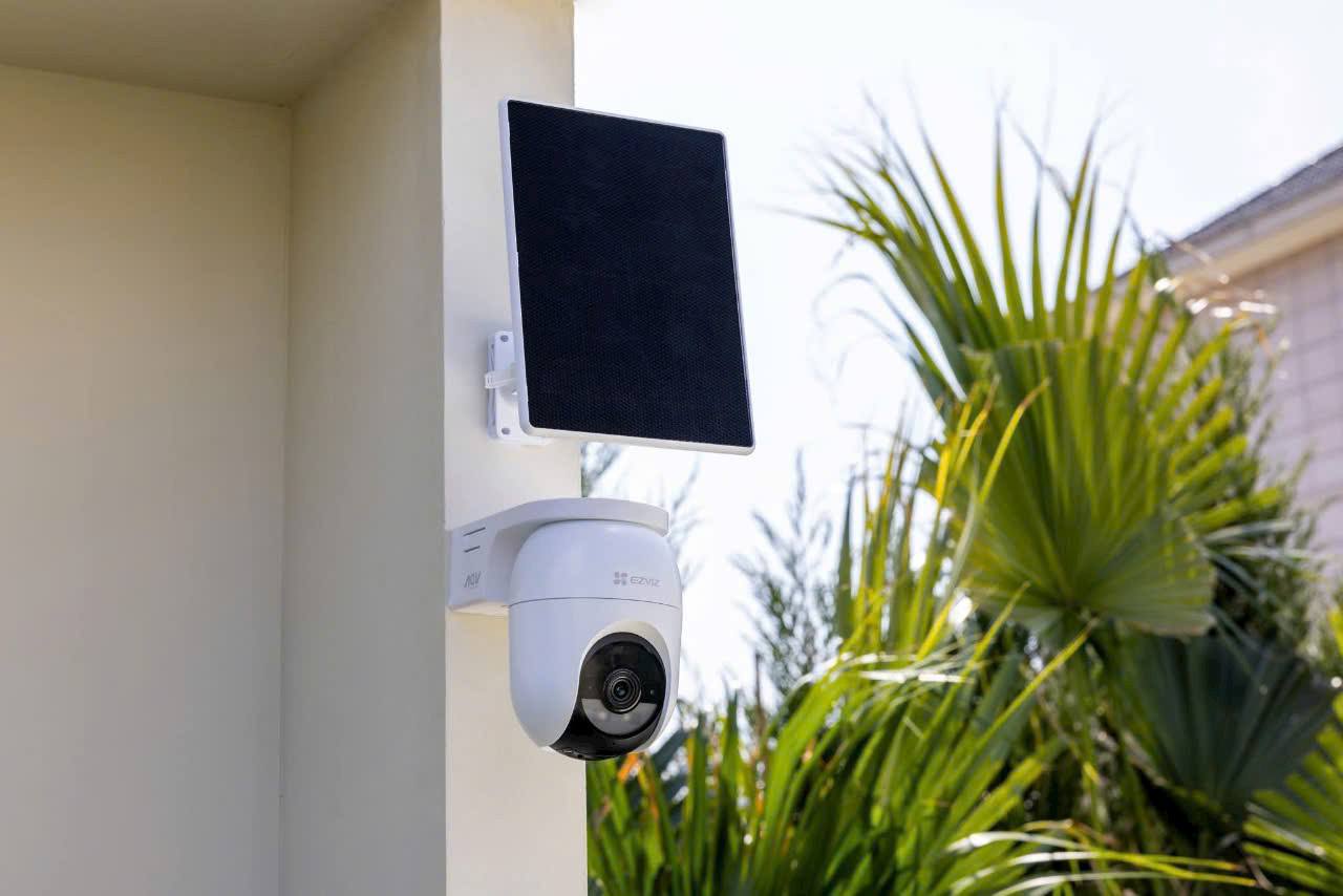 lắp đặt camera uy tín tại Đắk Lắk Camera EZVIZ CB8 Lite + Tấm pin năng lượng mặt trời 5W