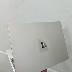 Microsoft Surface Laptop Go i5/8GB/256GB