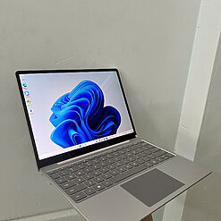 Microsoft Surface Laptop Go i5/8GB/256GB