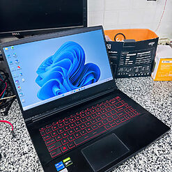 Laptop MSI GF63 11SC (Core™ i5-11400H | 16GB | 256GB | RTX 1650 Max-Q | 15.6” FHD | 144Hz)