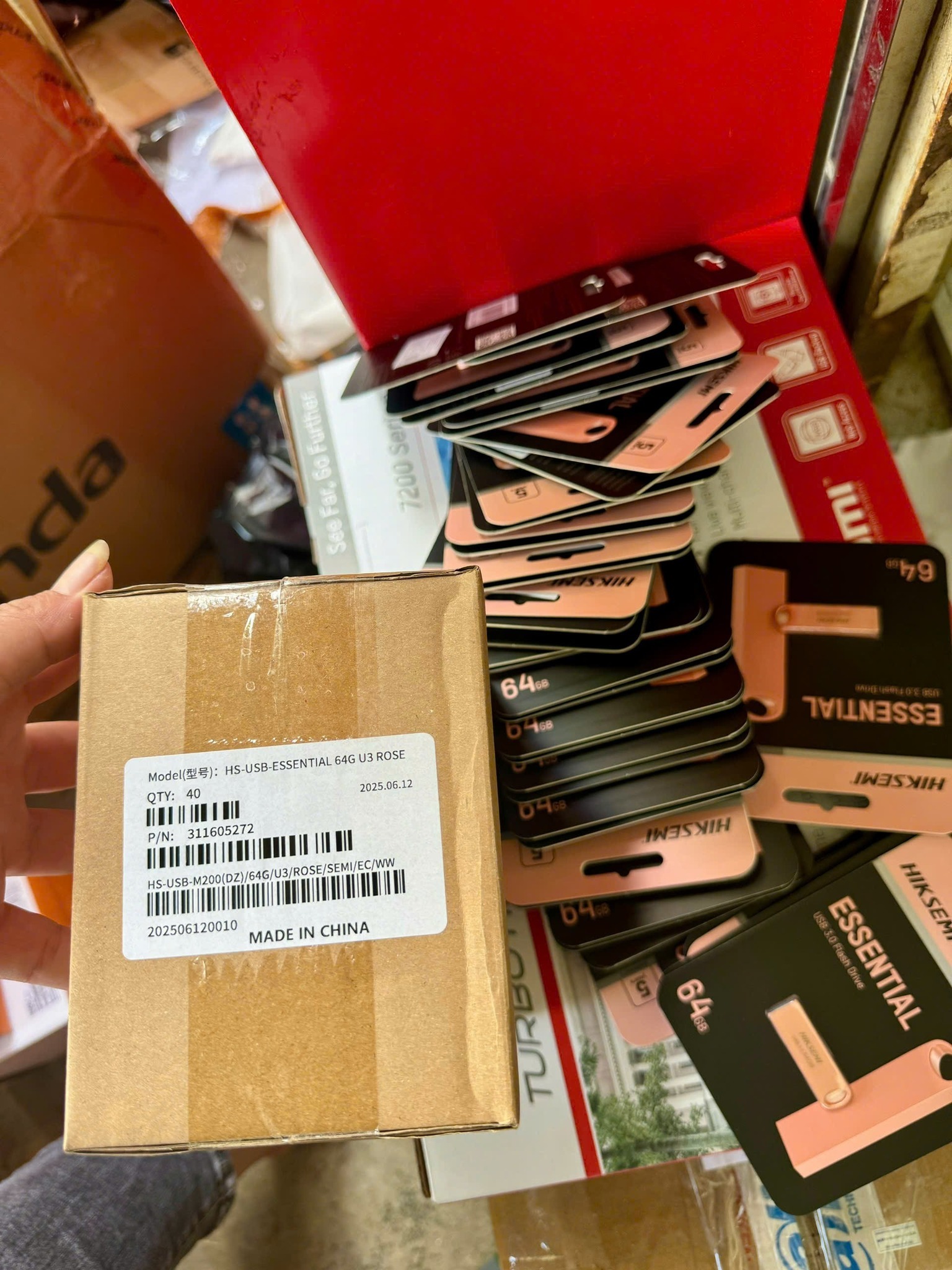 USB 3.0 CLASSIC HS-USB-M200 64GB HIKSEMI Chính Hãng – Giá Rẻ, Bền Bỉ, Dễ Dùng