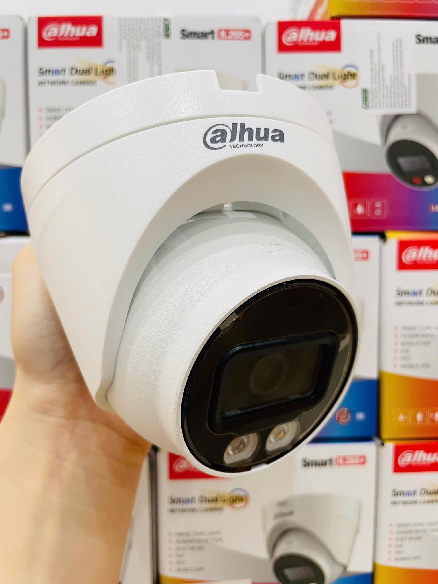 Camera IP 2MP DAHUA DH-IPC-HDW1239V-A-IL – Có mic