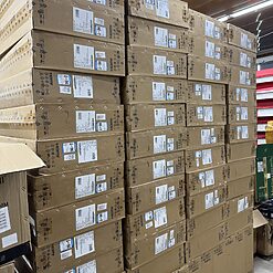 Màn hình TITAN ARMY P2710G