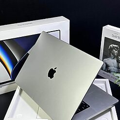 MacBook Pro 16 inch 2021 M1 Pro 10 CPU – 16 GPU – 32GB – 512GB
