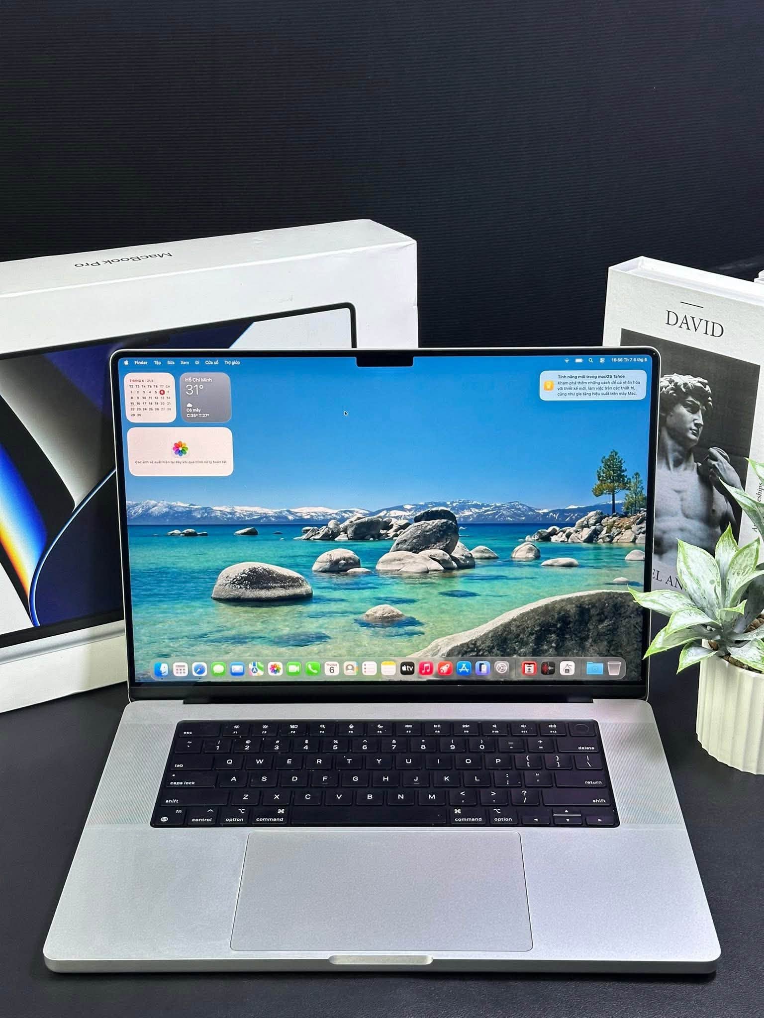 MacBook Pro 16 inch 2021 M1 Pro 10 CPU – 16 GPU – 32GB – 512GB