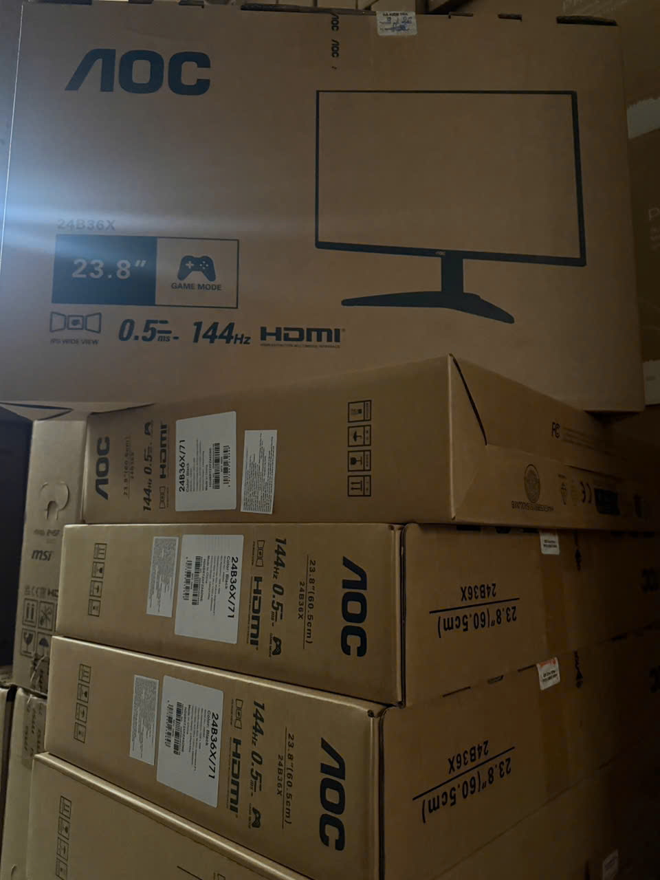 Màn hình AOC 24B36XE sẵn số lượng tại Tấn Phát