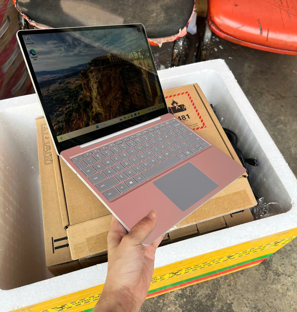 Laptop Cũ Đắk Lắk - Nguyên Zin, Đẹp 99% Giá Thanh Lý cuối năm 1 Surface Laptop Go i5 Gen 10 1035G1