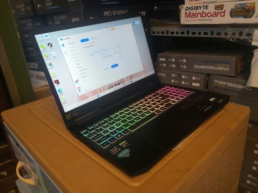 Laptop Acer Nitro Gaming AN515-45-R6EV R5 5600H/8GB/512GB SSD/GeForce GTX 1650 4GB