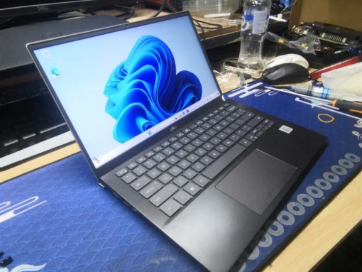 Laptop DELL Vostro 5300 2020: Core I5-10210U (~4.20Ghz)/ RAM 8GB