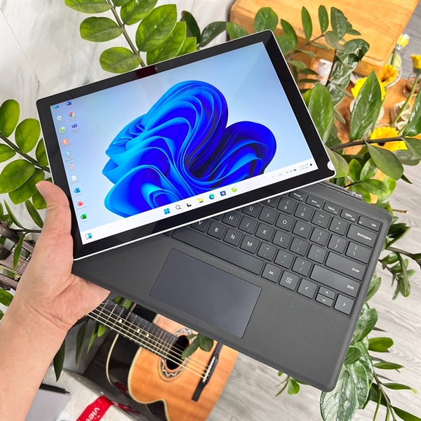 Surface Pro 7 Plus LTE 4G Core i5